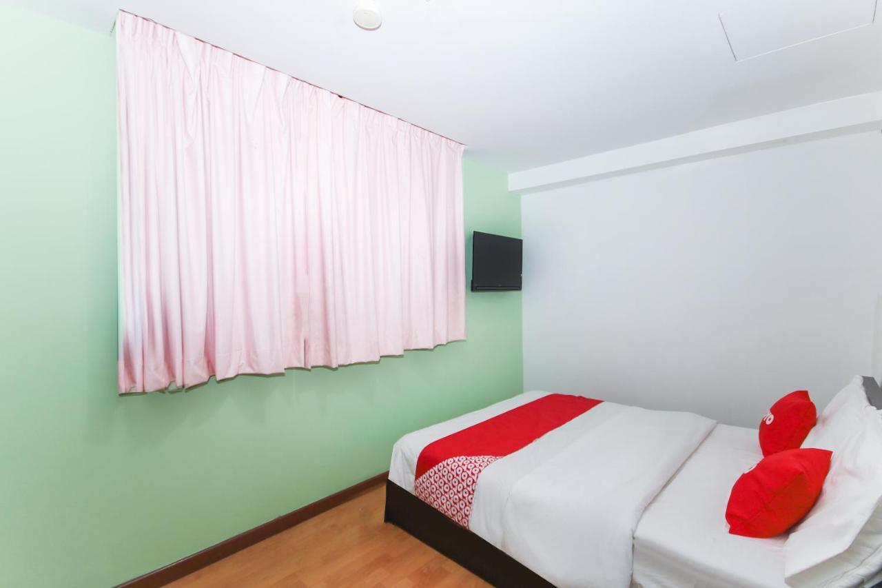 Super Oyo 90345 Tm Hotel Ampang  Eksteriør bilde